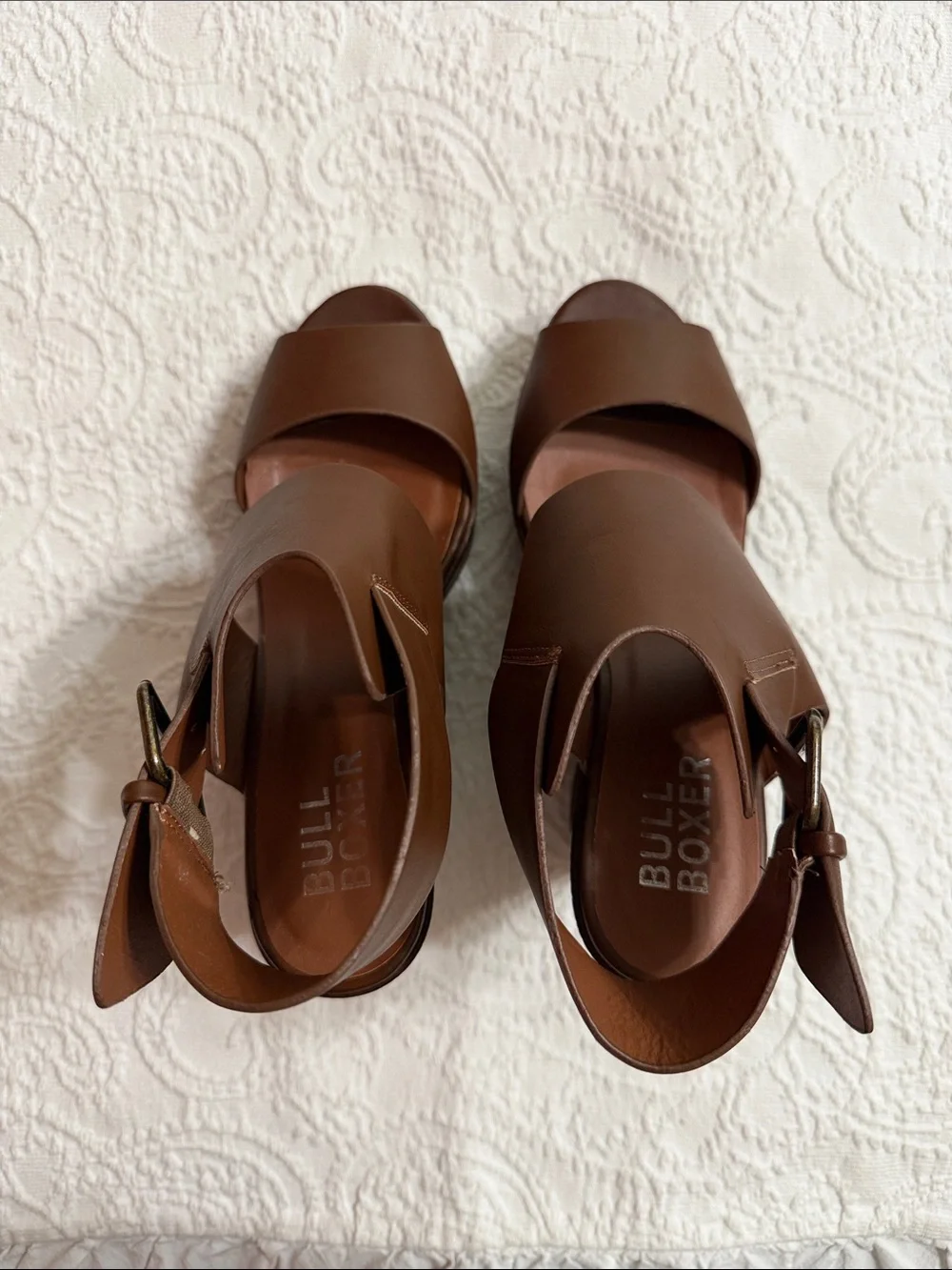 Bull Boxer Brown Wedge Platform Sandals Size 9